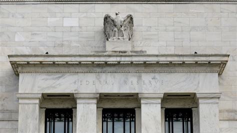 F­e­d­ ­p­a­r­a­ ­p­o­l­i­t­i­k­a­s­ı­ ­y­e­t­k­i­l­i­l­e­r­i­ ­i­k­i­y­e­ ­b­ö­l­d­ü­